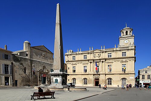 Obelisk, Place de la République, Arles