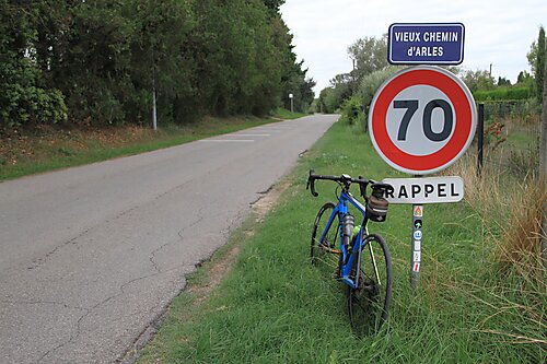 Alte Landstraße nach Arles